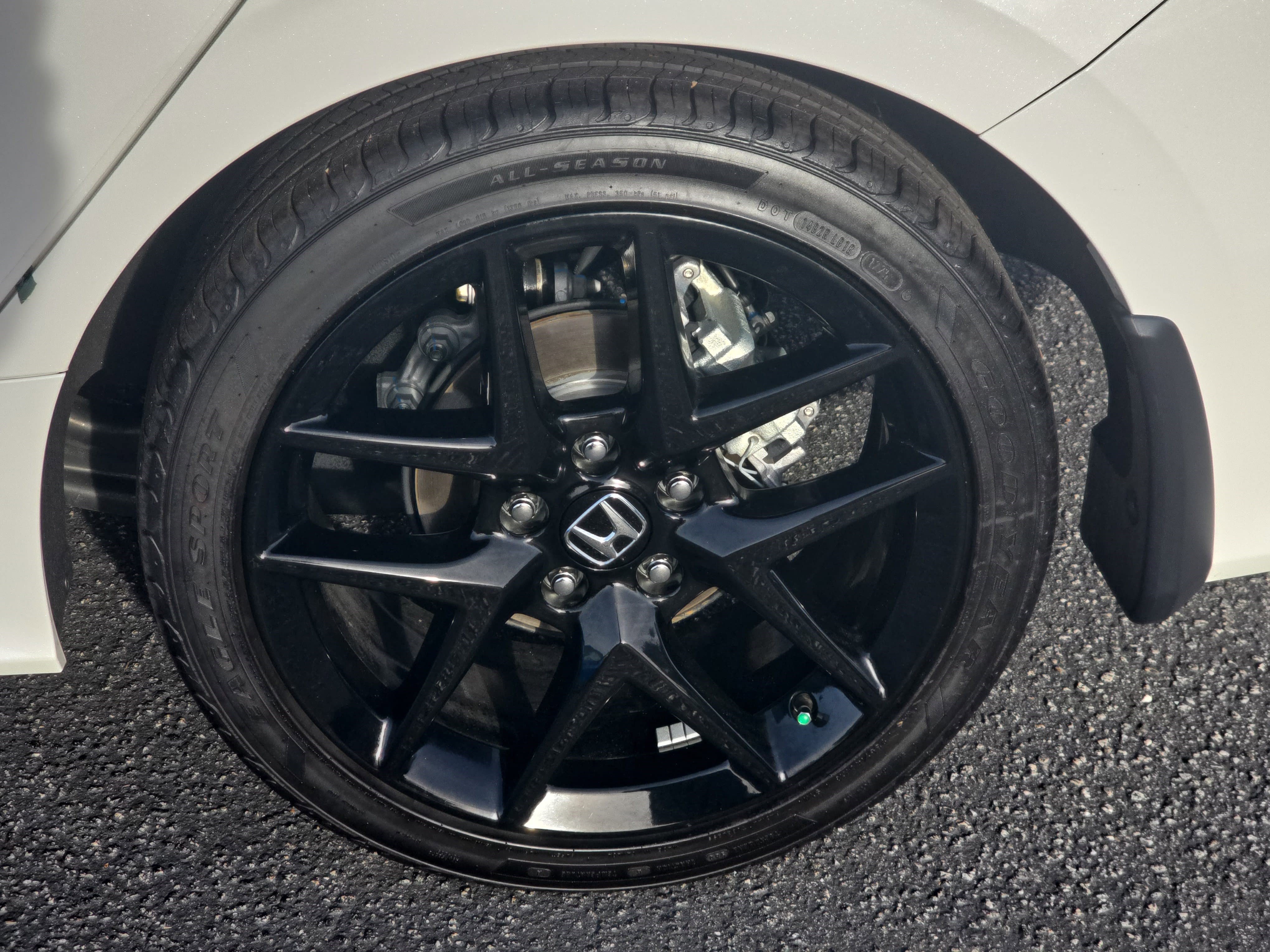 Used 2025 Honda Civic Sport image 32