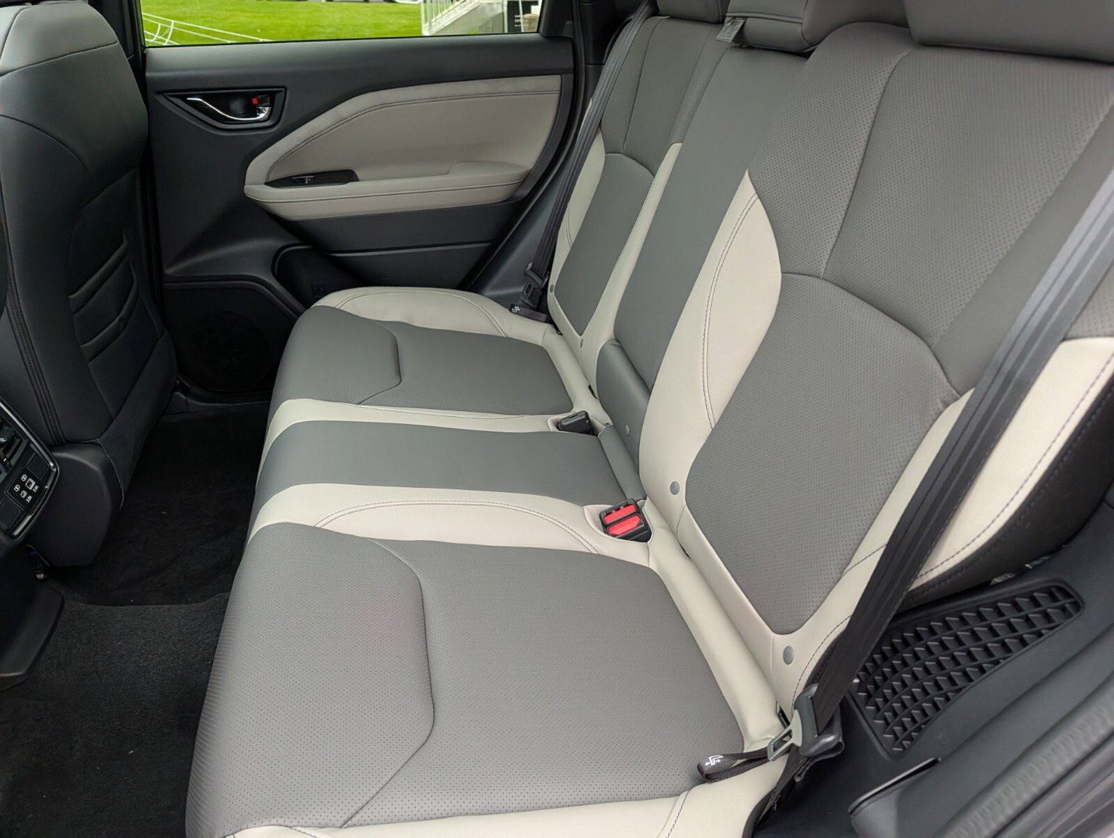 New 2026 Subaru Forester Premium AWD/4WD image 27