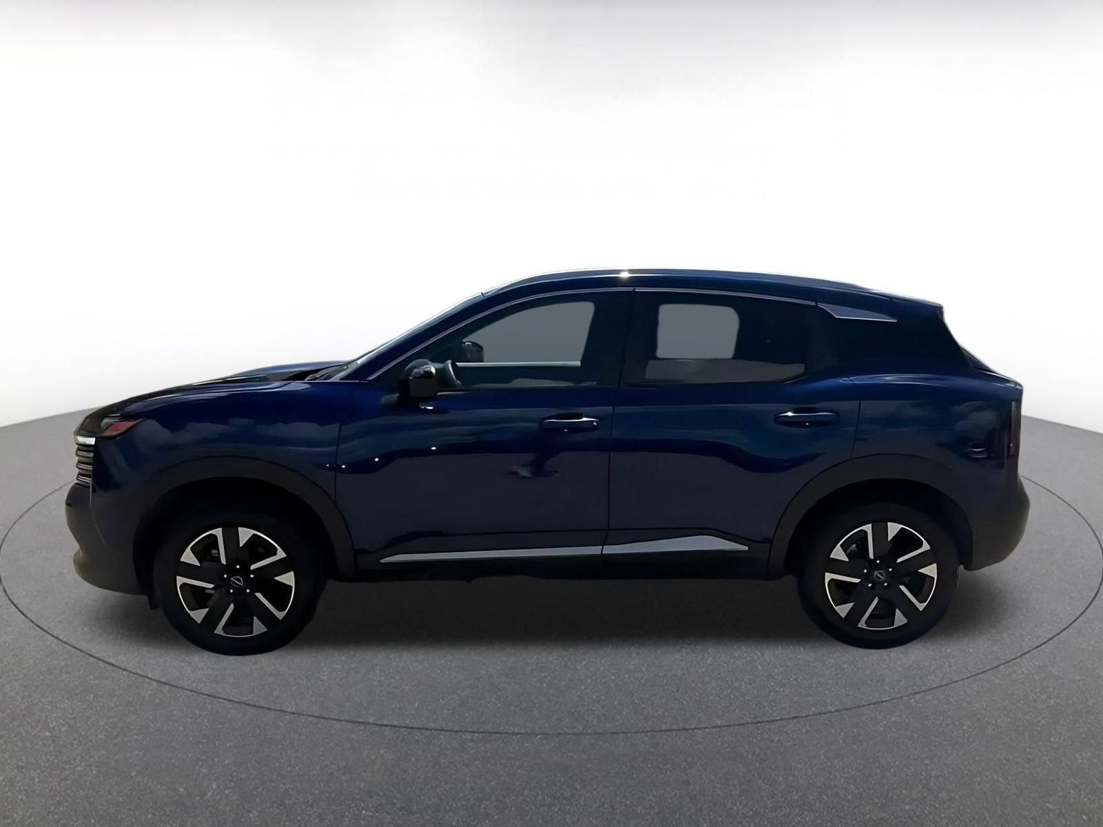 Used 2026 Nissan Kicks SV w/ Cold Weather Package AWD/4WD image 8