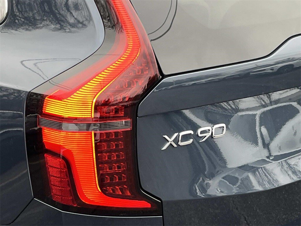 Certified 2026 Volvo XC90 B6 Ultra AWD/4WD image 10