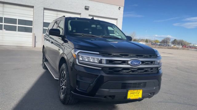 Used 2023 Ford Expedition Max XLT image 4