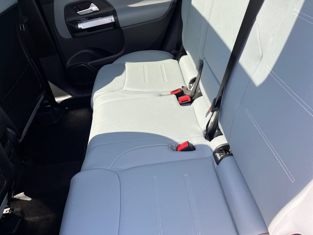 New 2026 Mercedes-Benz GLB 250 4MATIC image 8