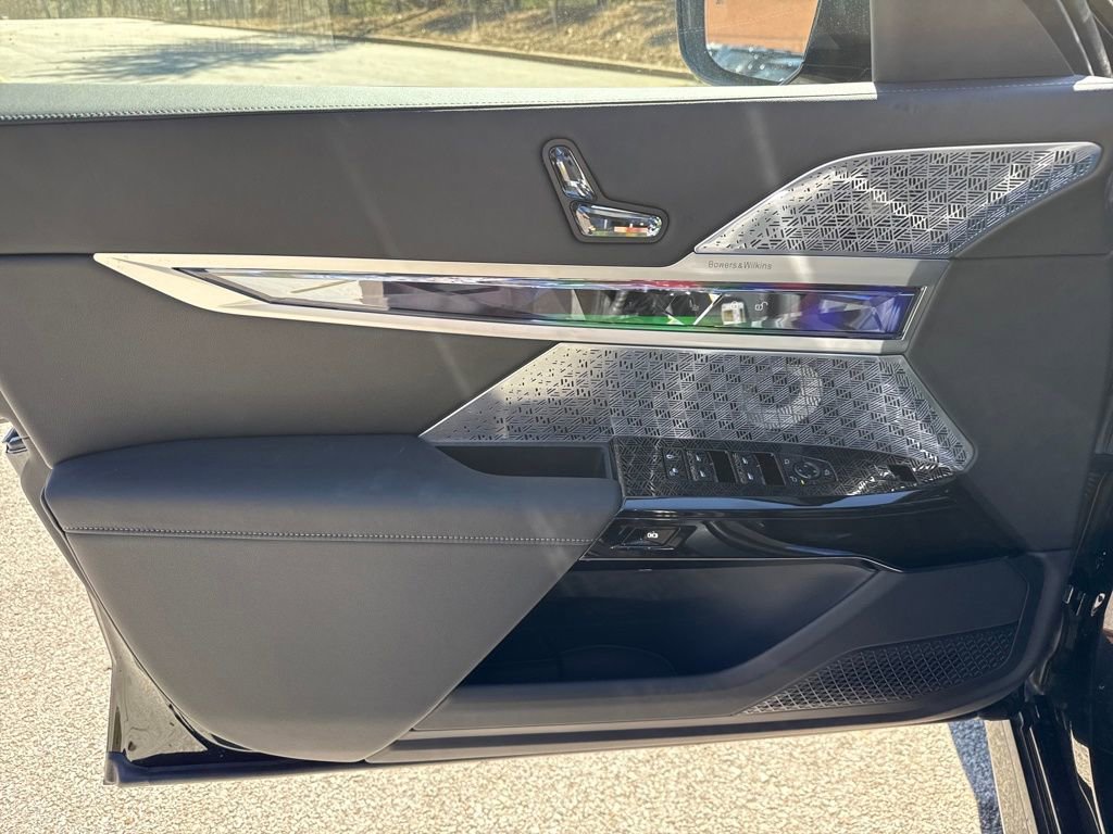 New 2026 BMW 760i xDrive w/ Executive Package image 12