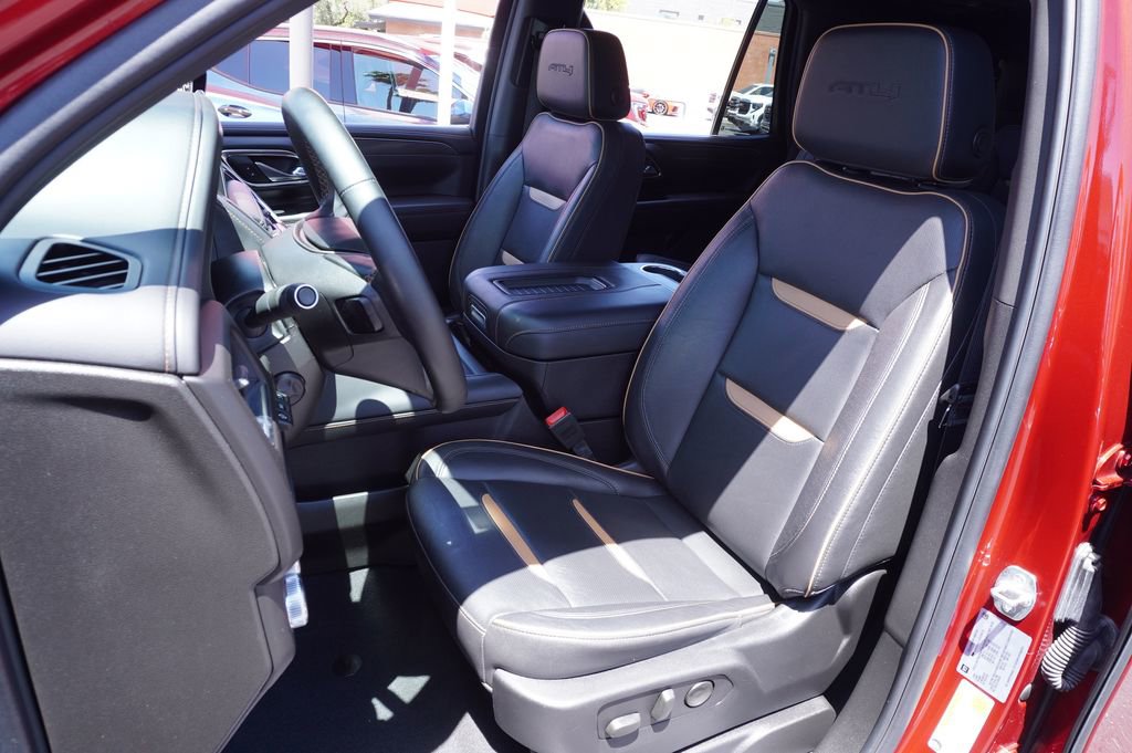 Certified 2024 GMC Yukon AT4 w/ Technology Package AWD/4WD image 15