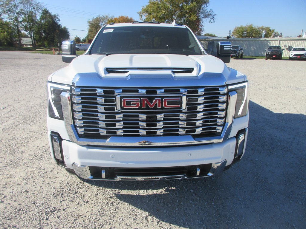 New 2026 GMC Sierra 3500 Denali w/ Denali Reserve Package image 12