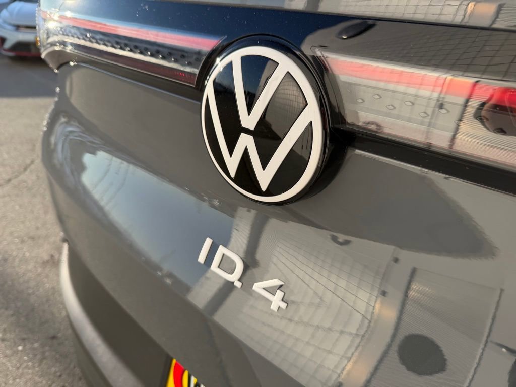 New 2026 Volkswagen ID.4 Pro image 10