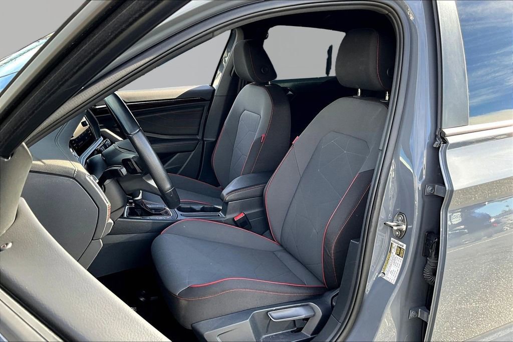 Used 2024 Volkswagen Jetta GLI 40th Anniversary Edition image 19