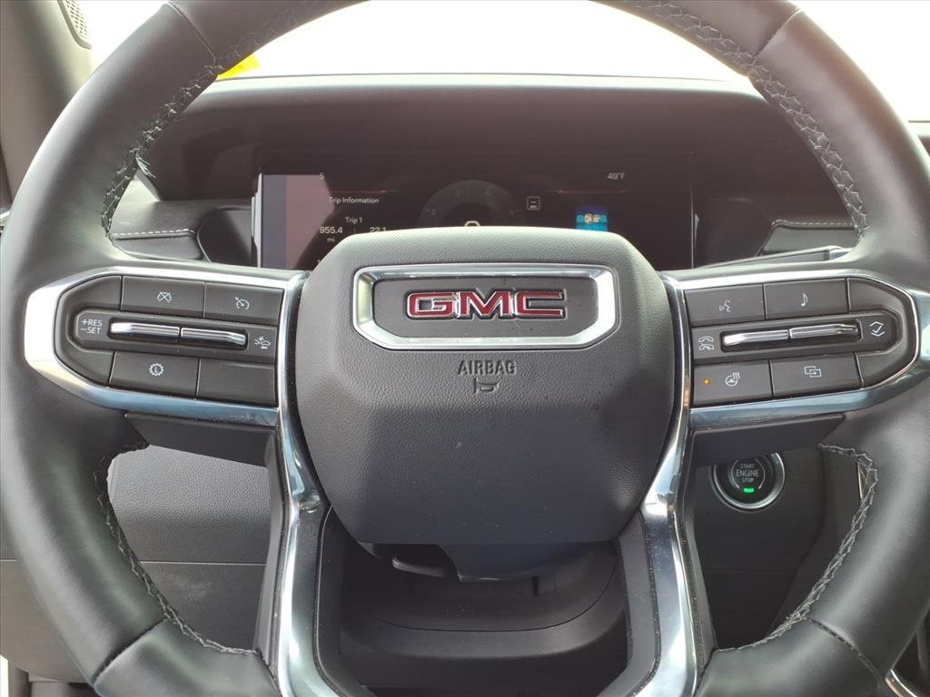 Used 2025 GMC Acadia Elevation image 18