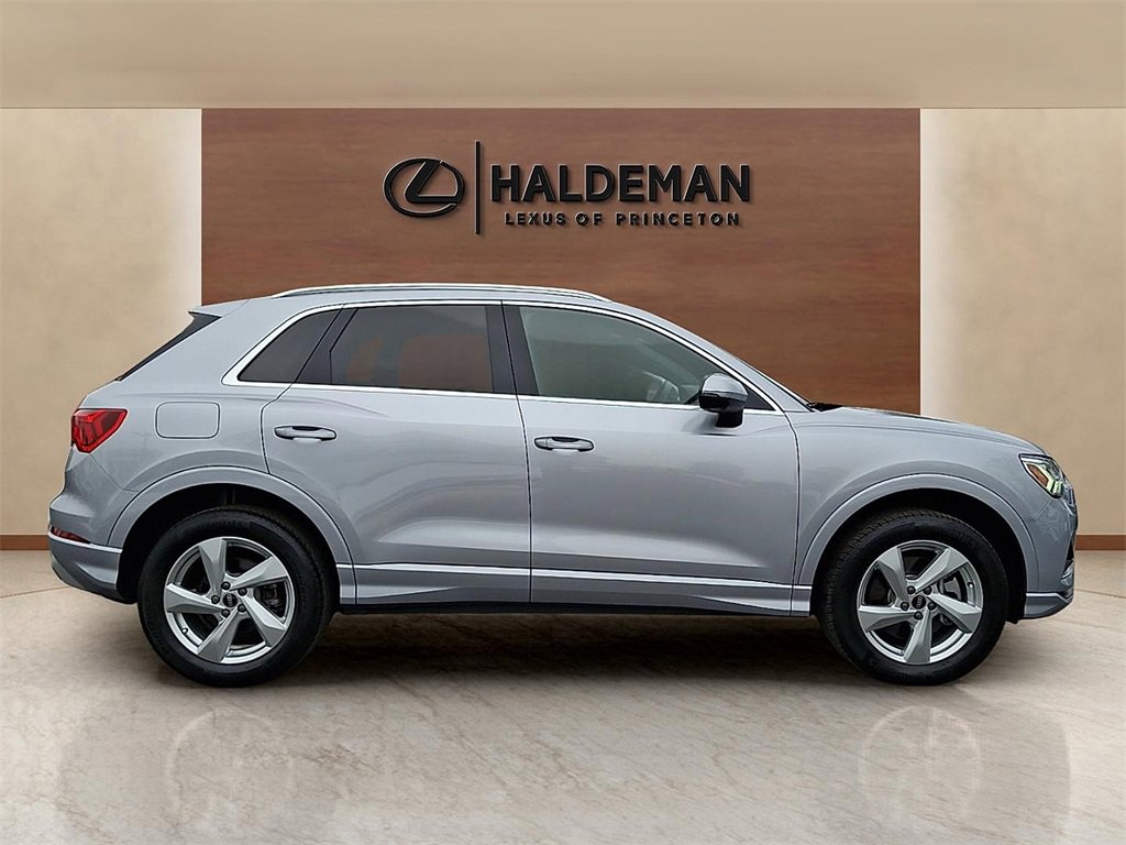 Used 2022 Audi Q3 2.0T Premium Plus w/ Premium Plus Package image 7