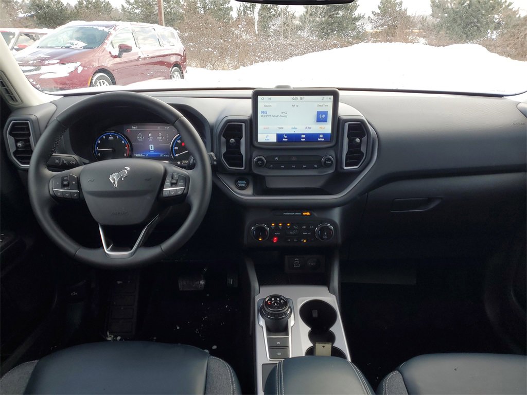 Used 2024 Ford Bronco Sport Outer Banks image 14