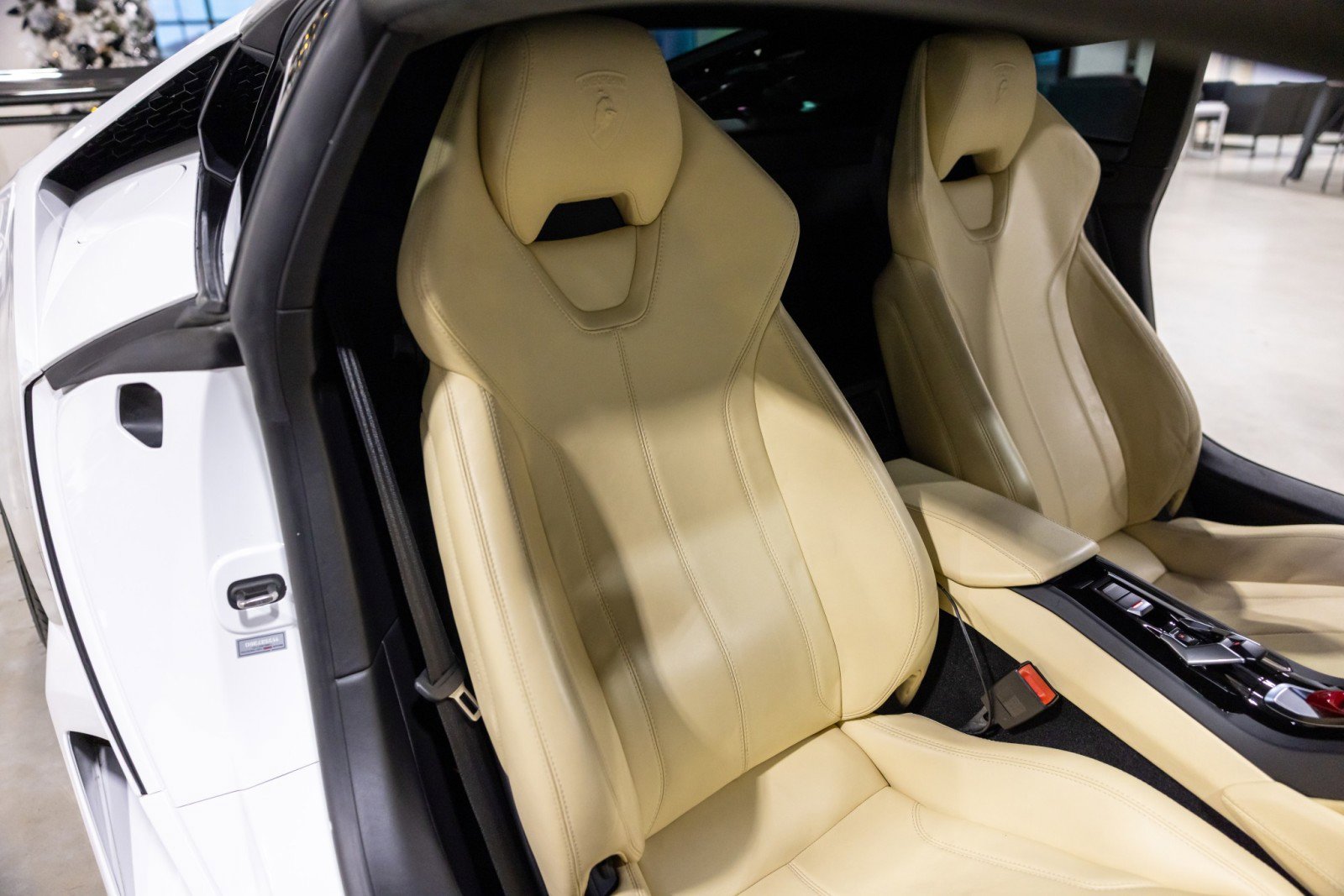 Used 2016 Lamborghini Huracan LP 610-4 image 30