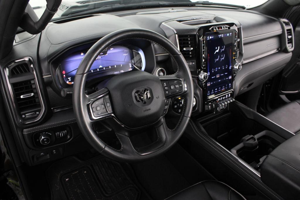 Used 2024 RAM 1500 Limited AWD/4WD image 10