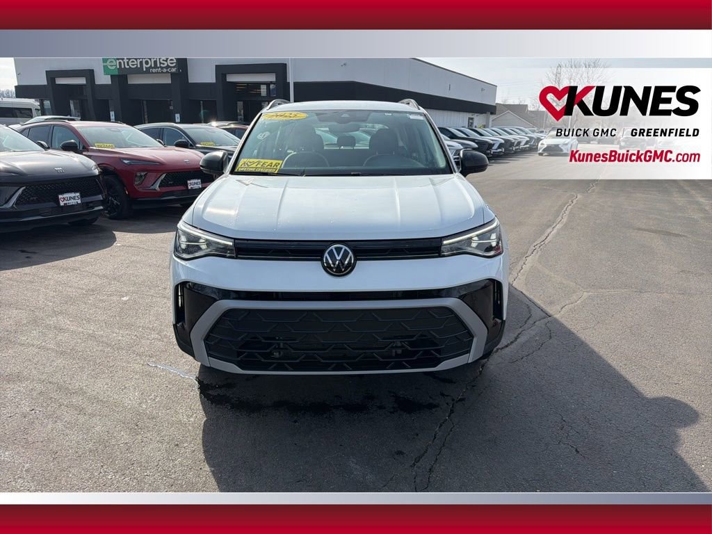 Used 2025 Volkswagen Taos S AWD/4WD image 12