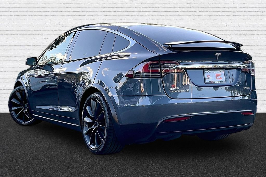 Used 2016 Tesla Model X Performance AWD/4WD image 4
