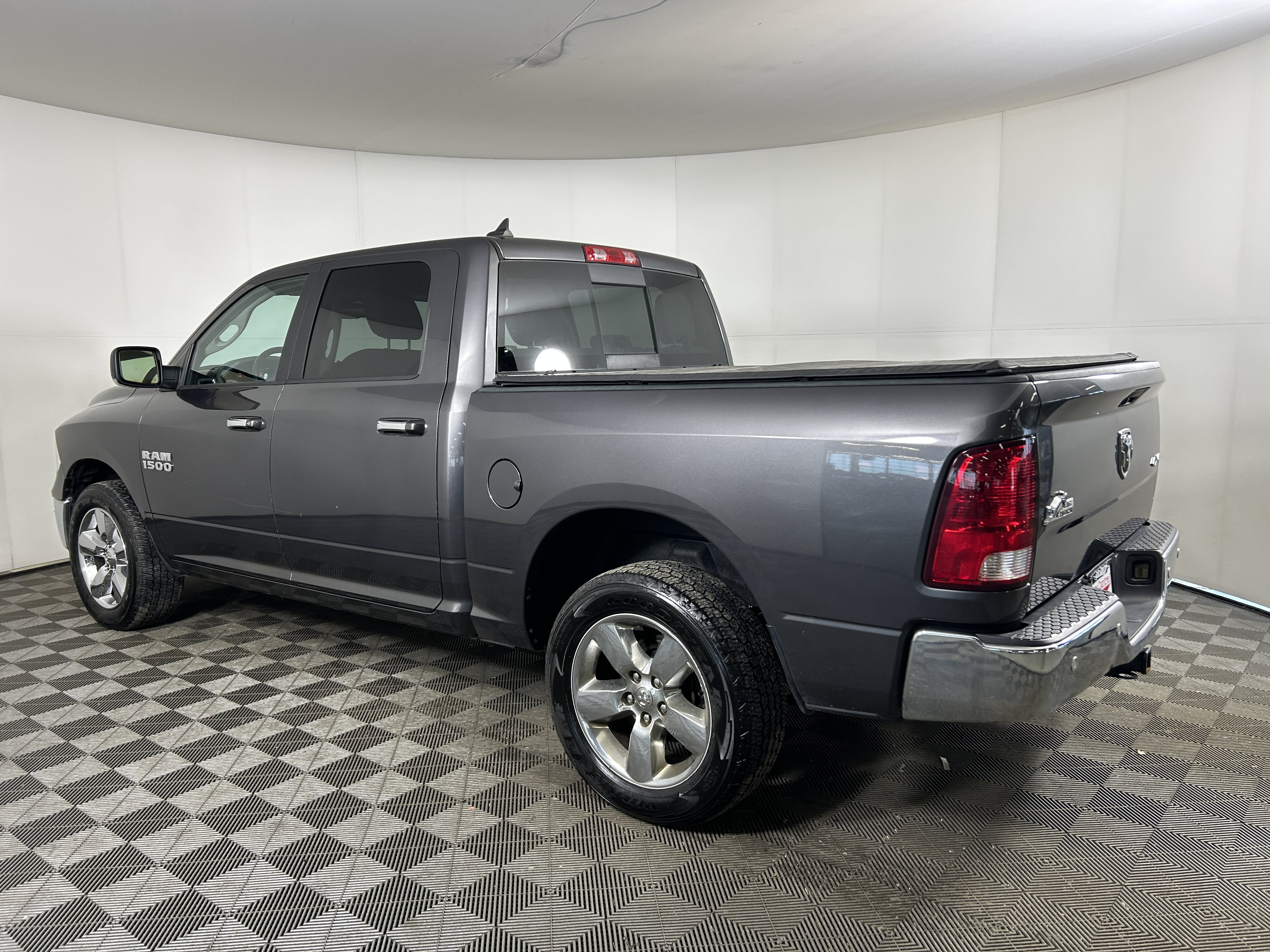 Used 2017 RAM 1500 Big Horn AWD/4WD image 8