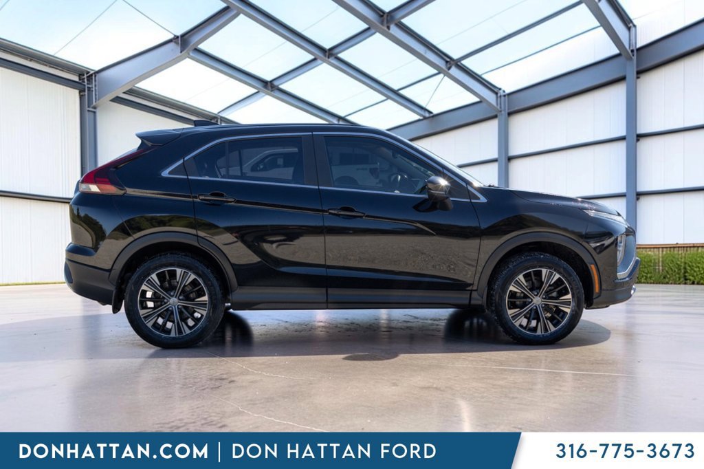 Used 2022 Mitsubishi Eclipse Cross AWD image 27