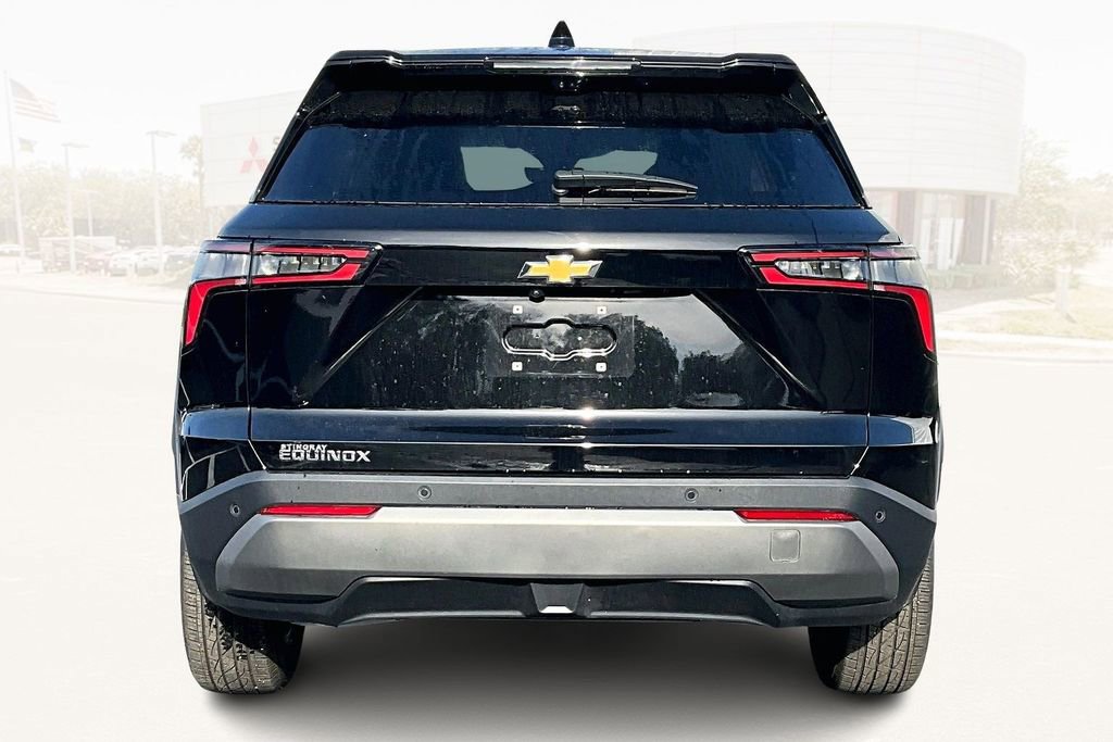 Used 2025 Chevrolet Equinox LT w/ Safety and Technology Package image 5