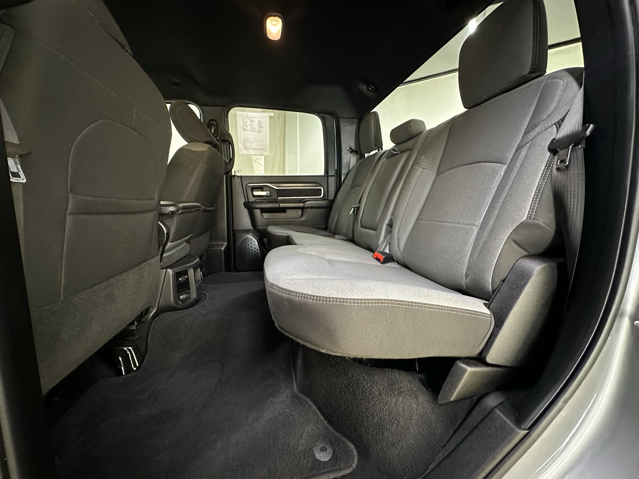Used 2024 RAM 3500 Big Horn AWD/4WD image 11