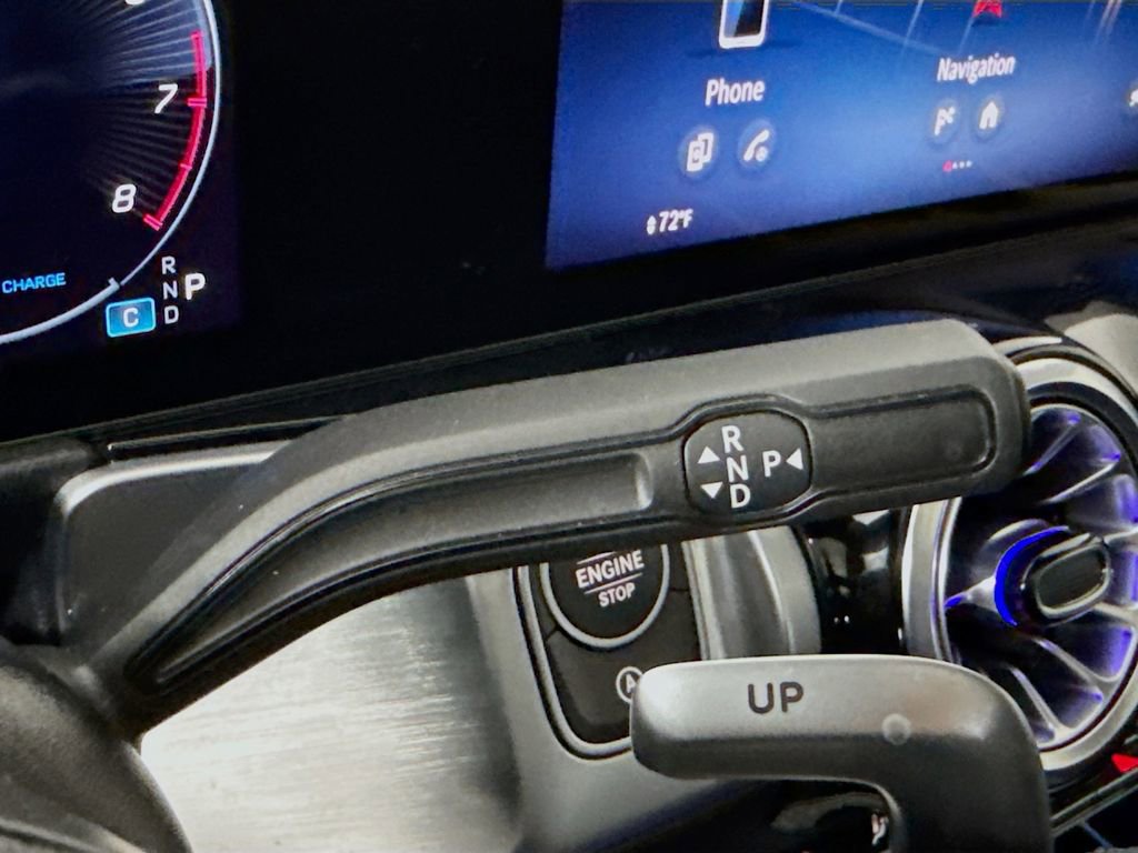 Used 2024 Mercedes-Benz GLB 35 AMG 4MATIC image 17