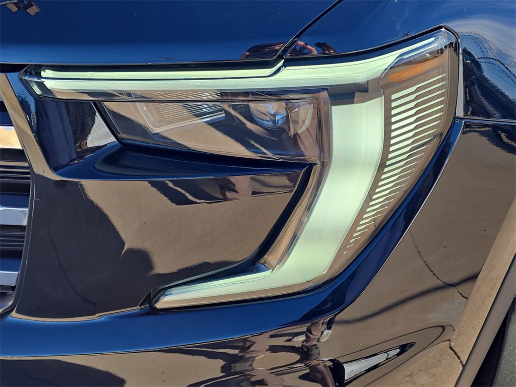 New 2025 GMC Acadia Elevation image 31