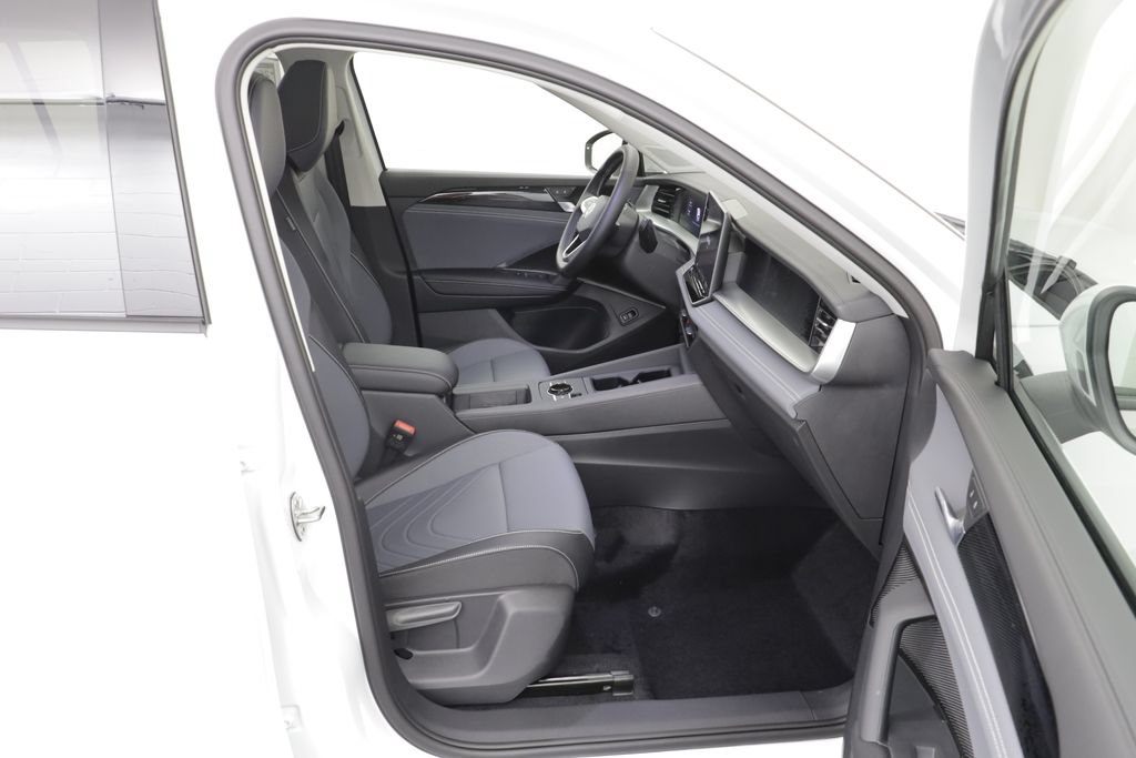 New 2026 Volkswagen Tiguan SE AWD/4WD image 20