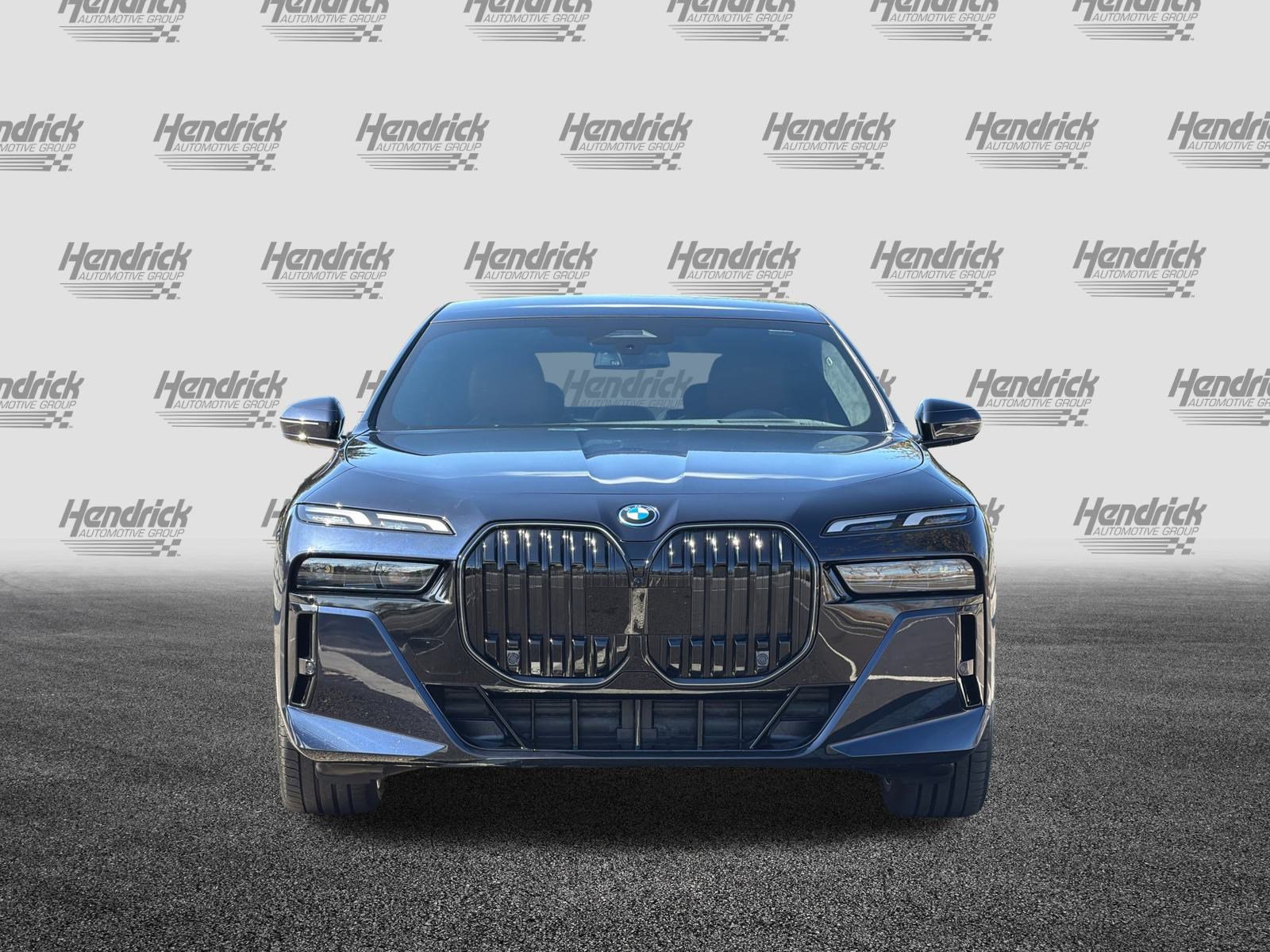 New 2026 BMW i7 eDrive50 w/ M Sport Package image 3