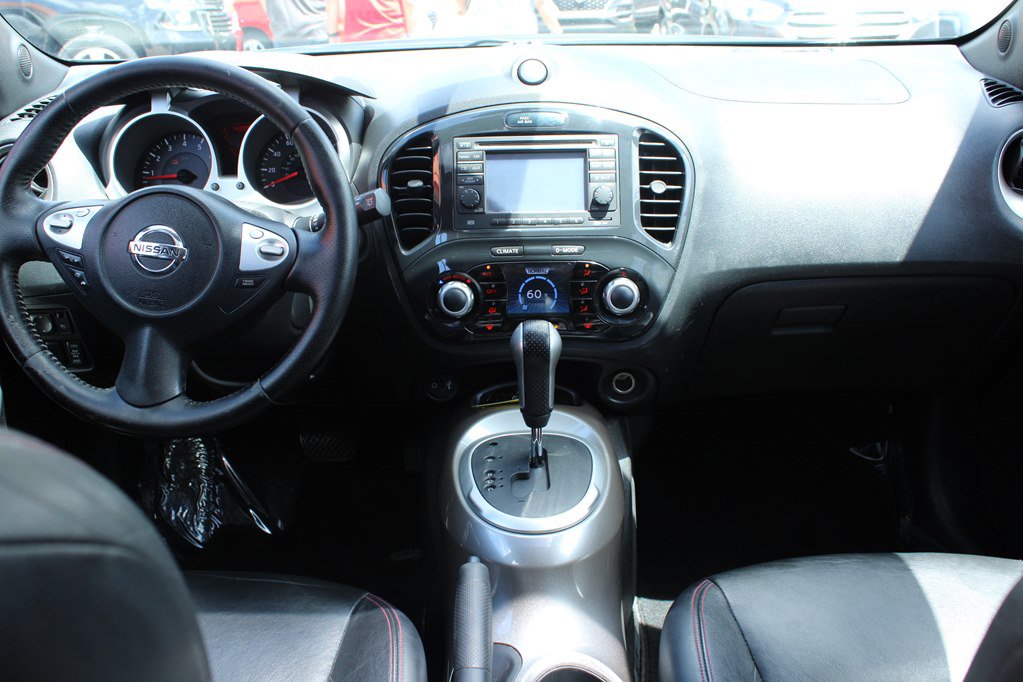 Used 2011 Nissan Juke SL AWD/4WD image 10