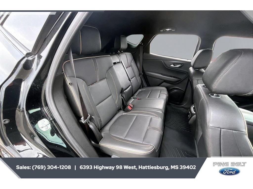 Used 2025 Chevrolet Blazer Premier w/ Enhanced Convenience Package AWD/4WD image 20
