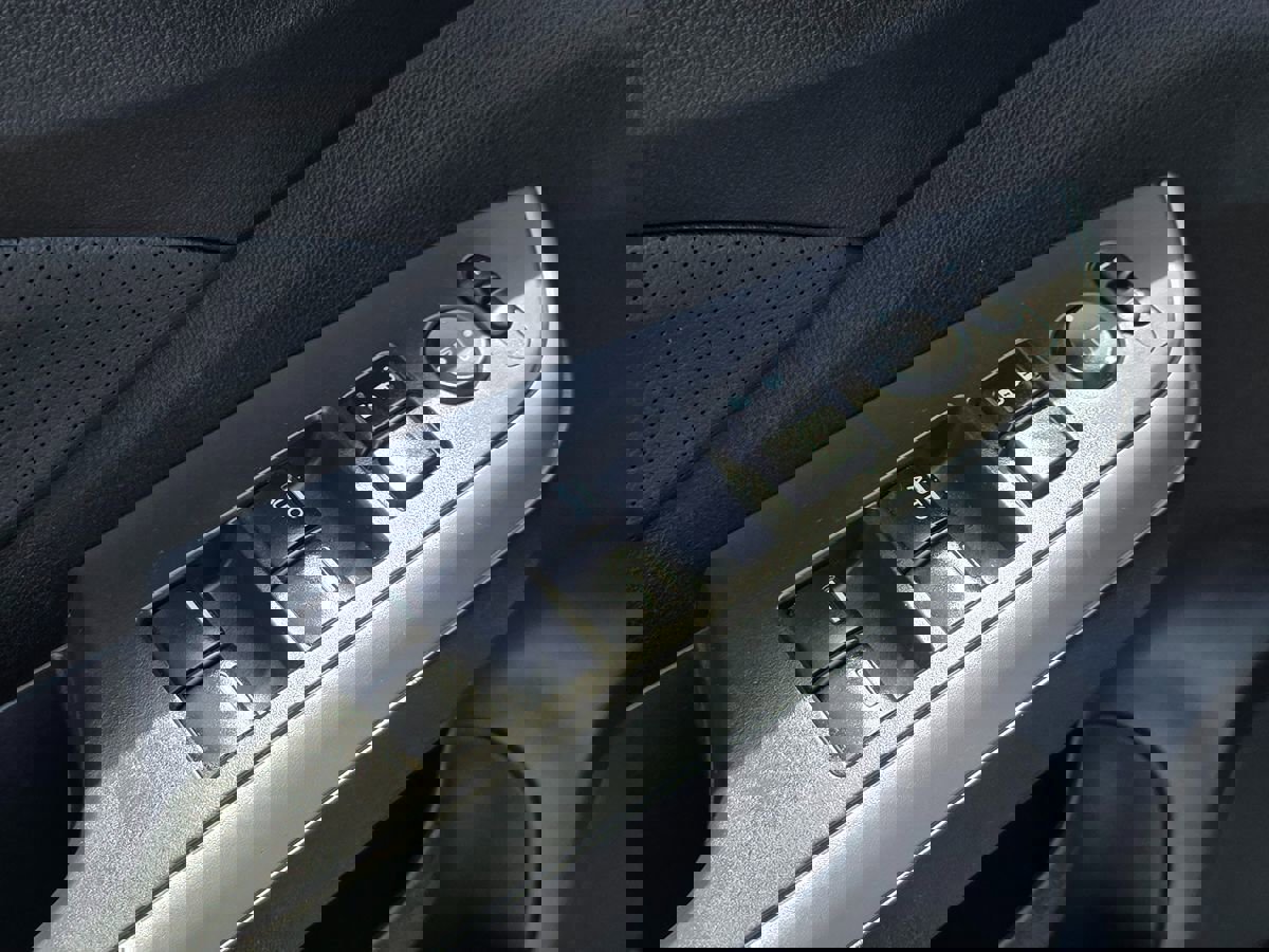 Used 2015 Honda CR-V Touring image 24