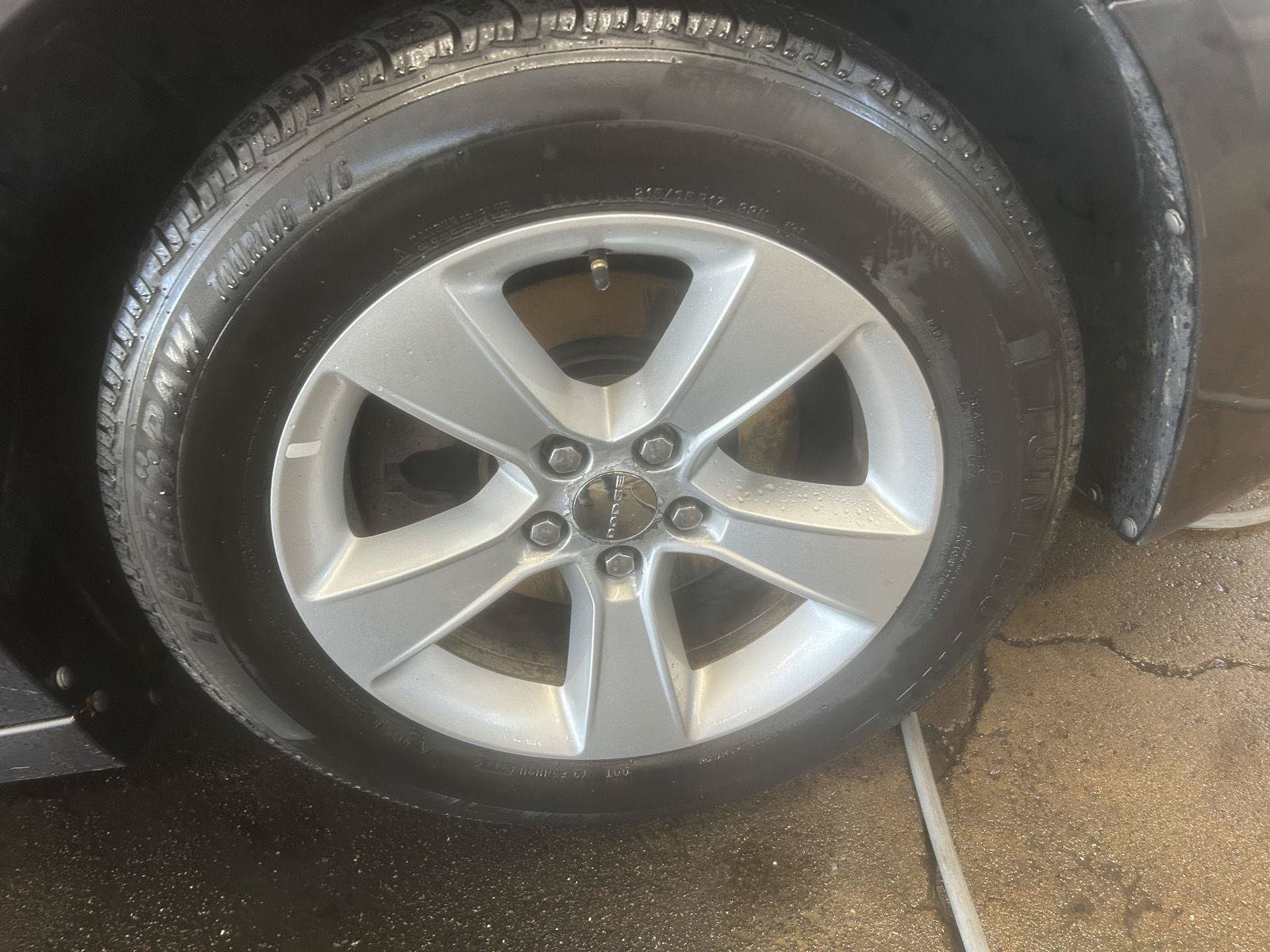 Used 2014 Dodge Charger SE RWD image 30