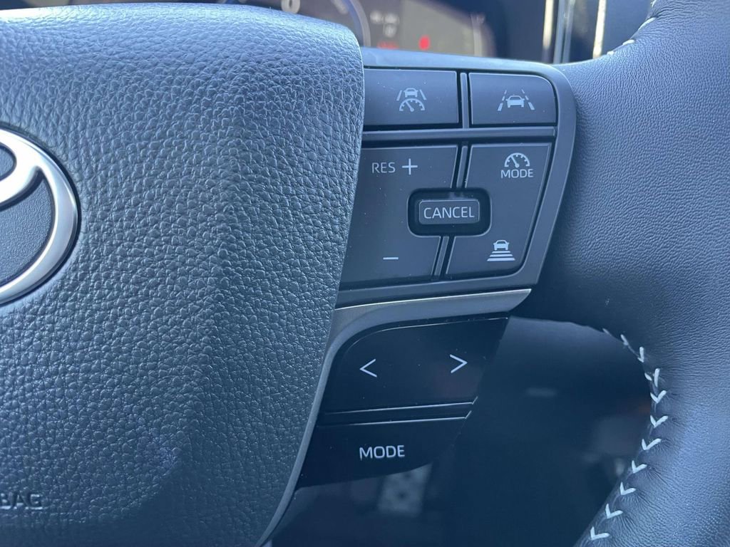 Used 2020 Toyota Camry XSE image 34