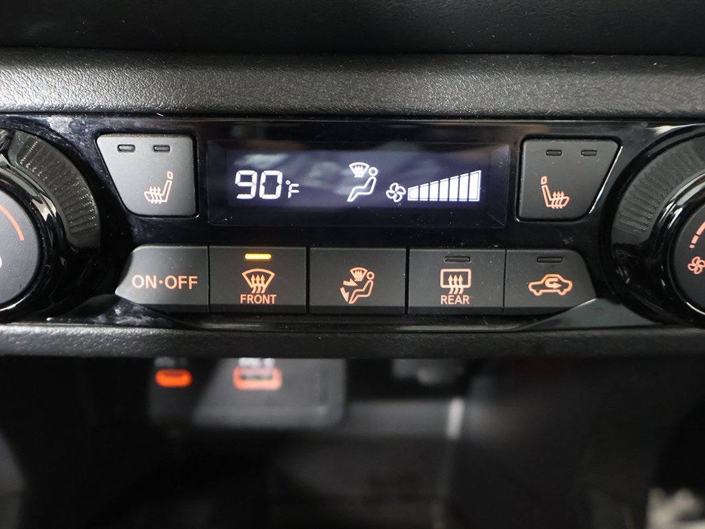 Used 2023 Nissan Kicks SR w/ SR Premium Package image 44