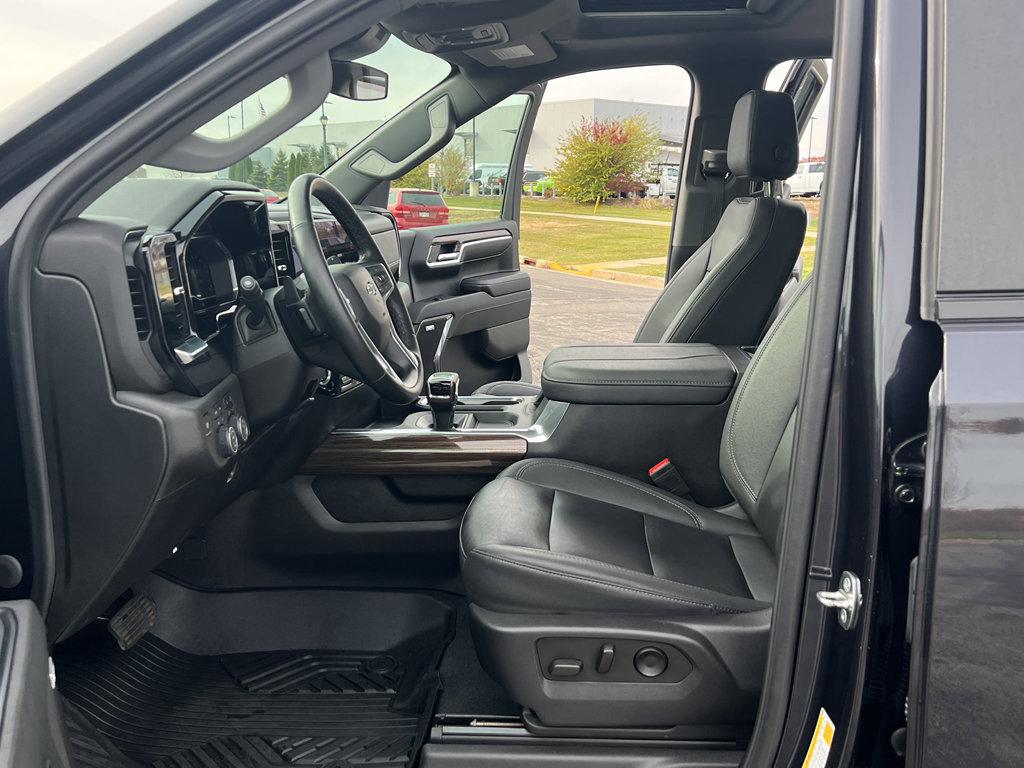 Used 2023 Chevrolet Silverado 1500 RST w/ RST All Star Premium Package image 15