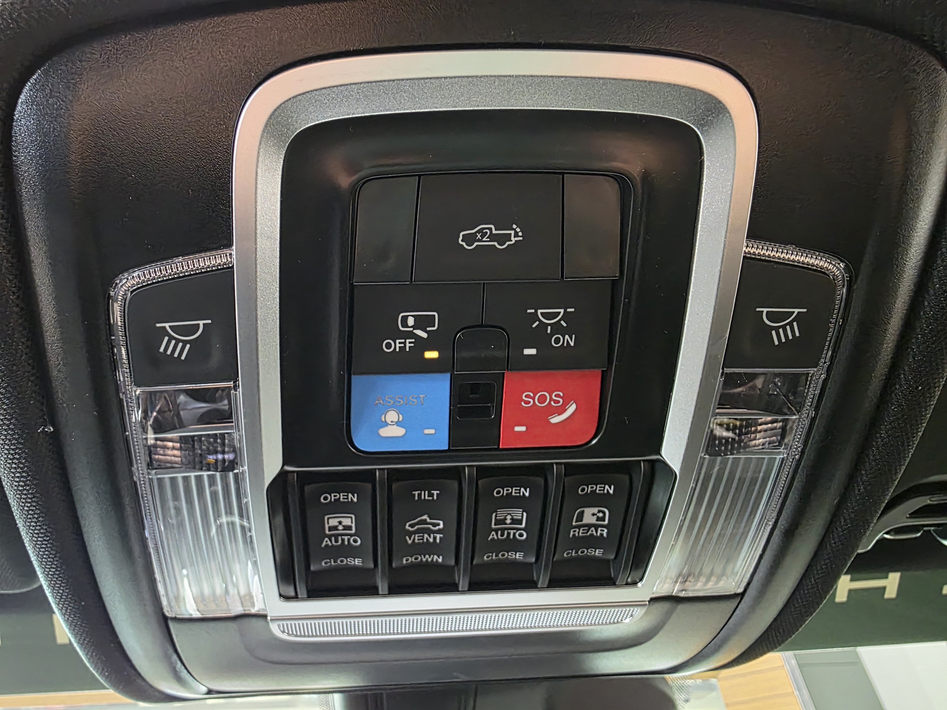 New 2026 RAM 1500 Laramie w/ Night Edition AWD/4WD image 15
