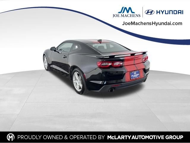 Used 2019 Chevrolet Camaro LT RWD image 9