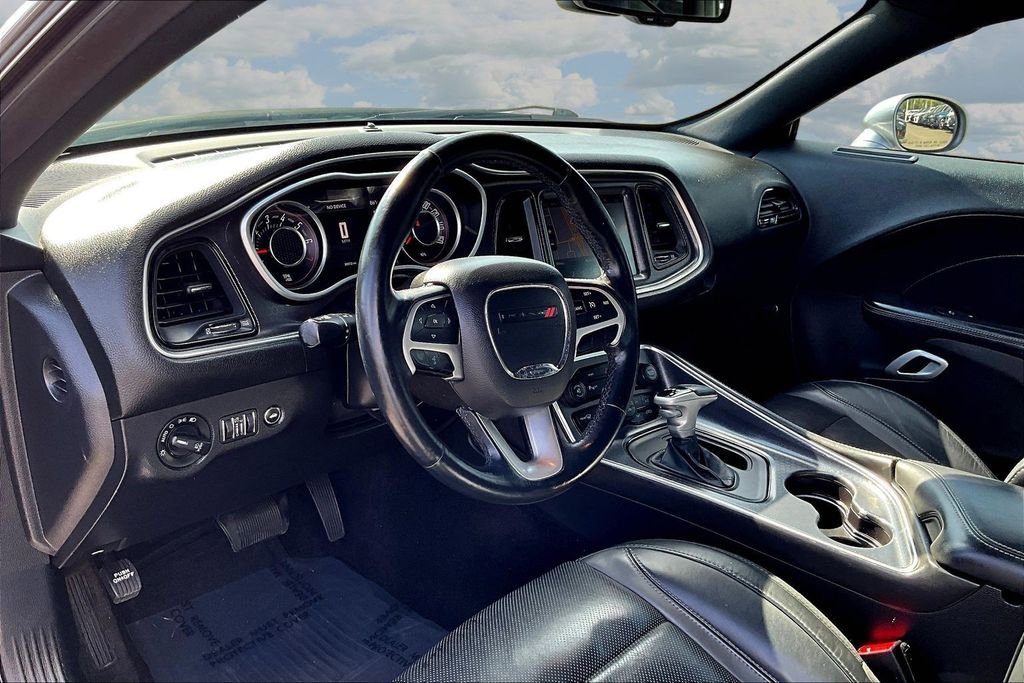 Used 2015 Dodge Challenger SXT Plus RWD image 16