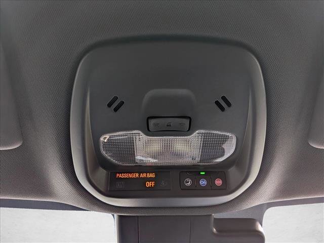 Used 2025 Chevrolet Trax RS w/ Driver Confidence Package image 14