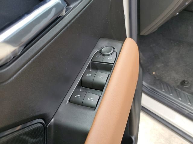 New 2026 GMC Canyon AT4 AWD/4WD image 18