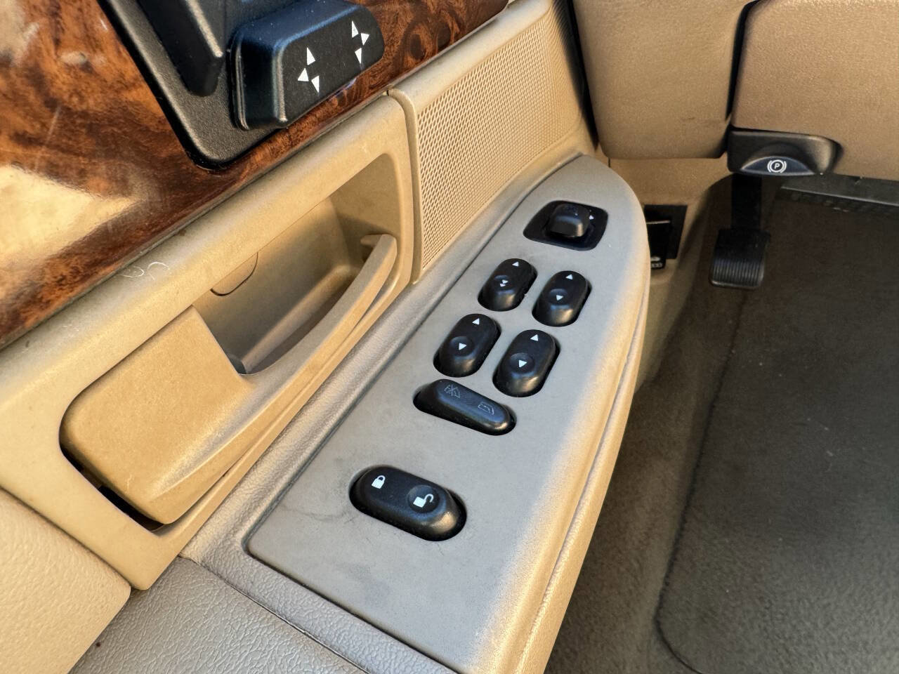 Used 2004 Mercury Grand Marquis GS image 21