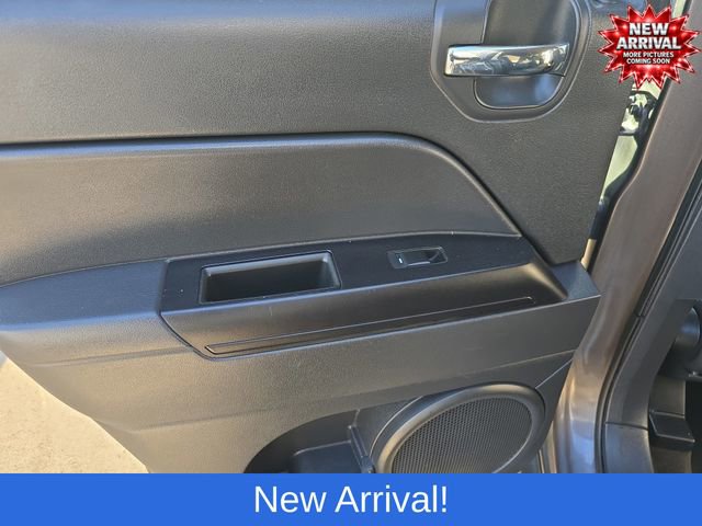 Used 2015 Jeep Patriot Sport w/ Power Value Group FWD image 11