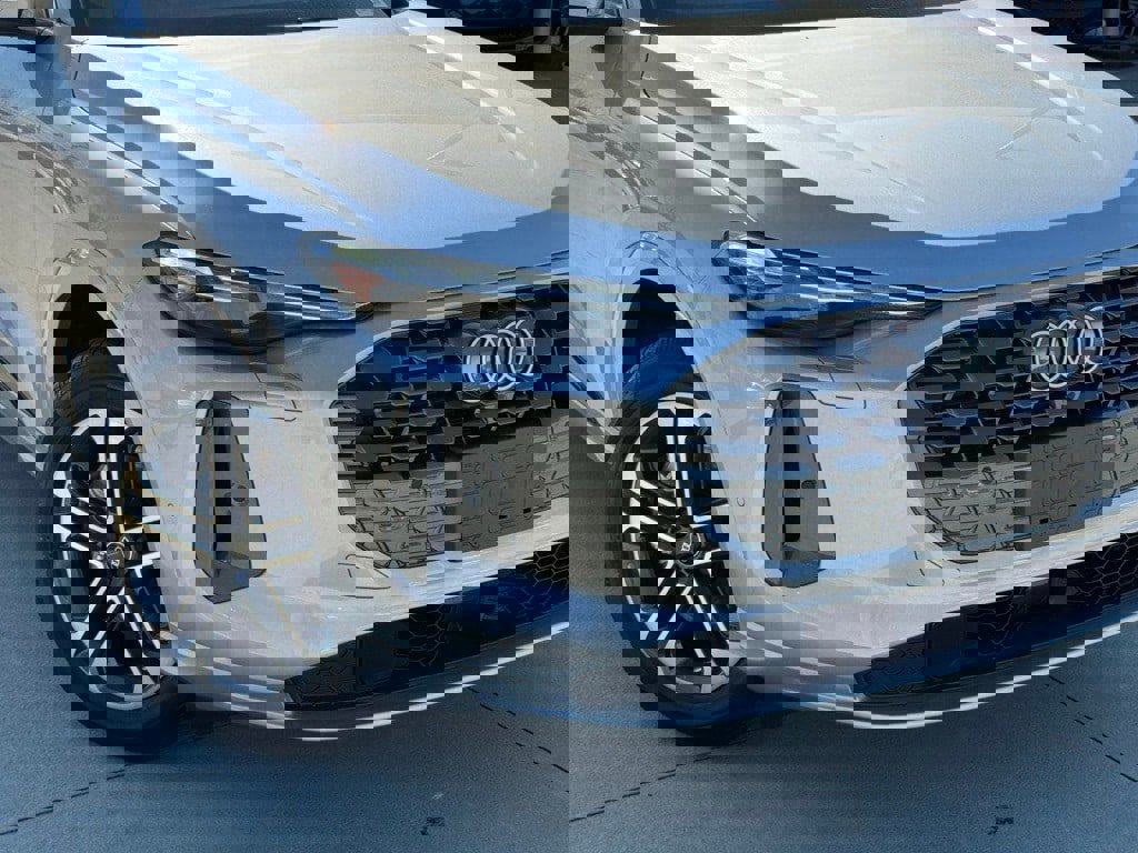 New 2025 Audi Q5 Premium Plus image 6