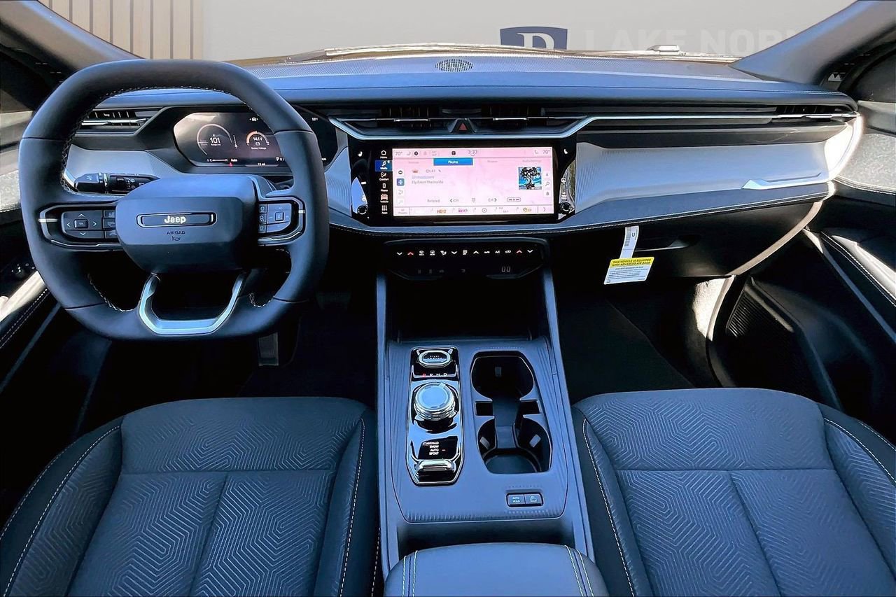 New 2026 Jeep Cherokee Laredo image 10