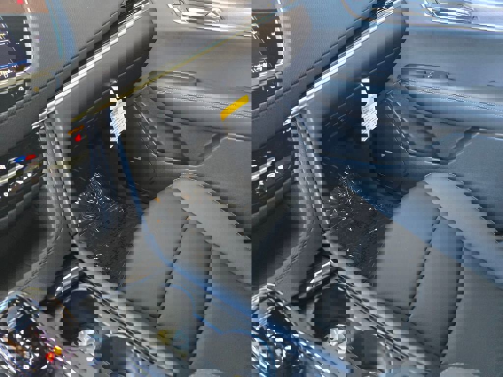 New 2025 Cadillac XT6 Luxury image 46