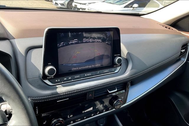 Used 2023 Nissan Rogue SV w/ SV Premium Package AWD/4WD image 23
