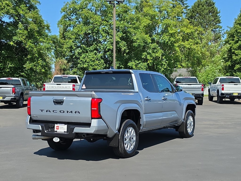 Certified 2025 Toyota Tacoma SR5 AWD/4WD image 5