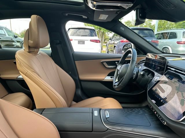 Used 2026 Mercedes-Benz E 350 4MATIC Sedan image 37