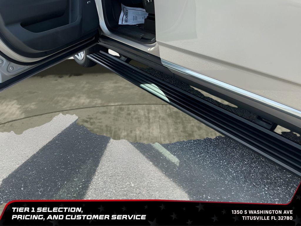 Used 2023 GMC Yukon XL Denali w/ LPO, Floor Liner Package RWD image 22