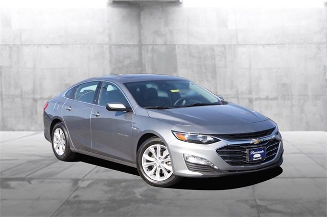 Used 2024 Chevrolet Malibu LT image 2