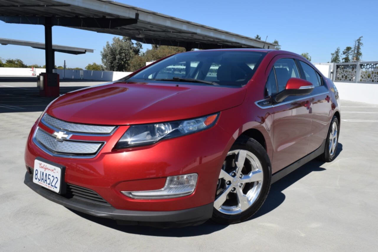 Used 2013 Chevrolet Volt Premium w/ Premium Trim Package image 2