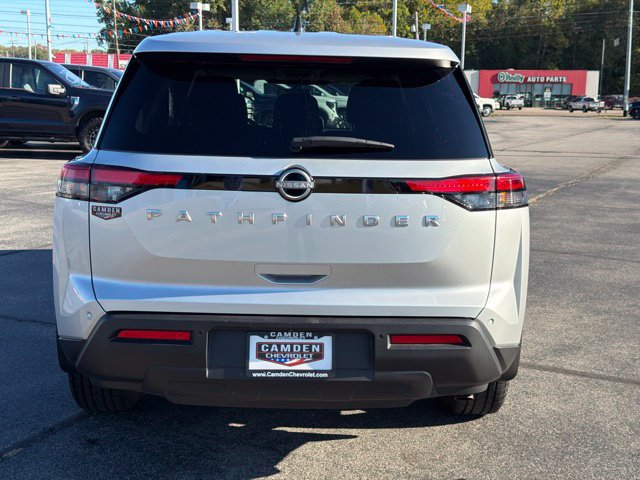 Used 2025 Nissan Pathfinder S FWD image 10